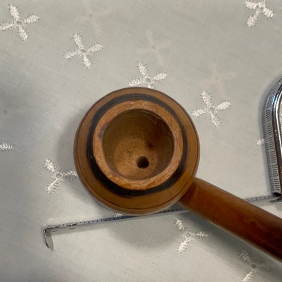 Souvenir Of Holland, Mich. wooden Smoke Pipe with Plastic Tip - Picture 3 of 4